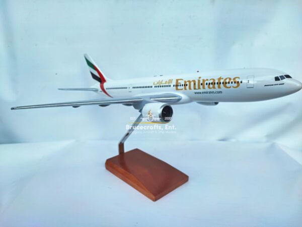 Model of B777-200 Emirates Airlines with detailed craftsmanship.